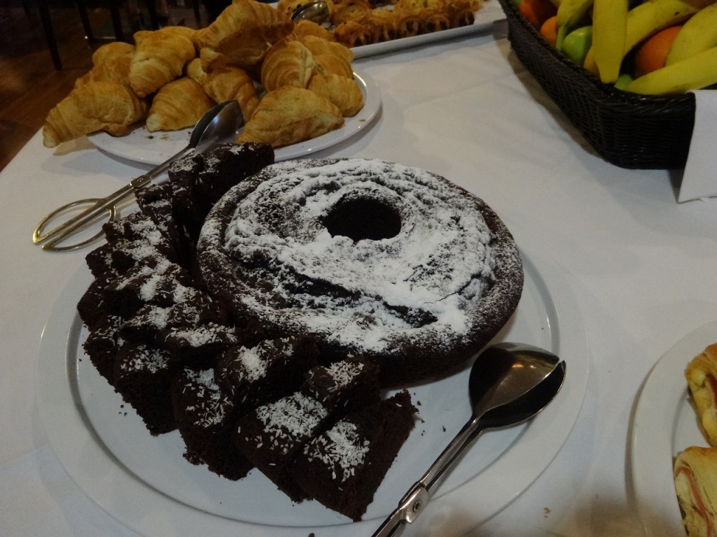 8-9ポルトガル　チョコレートケーキ